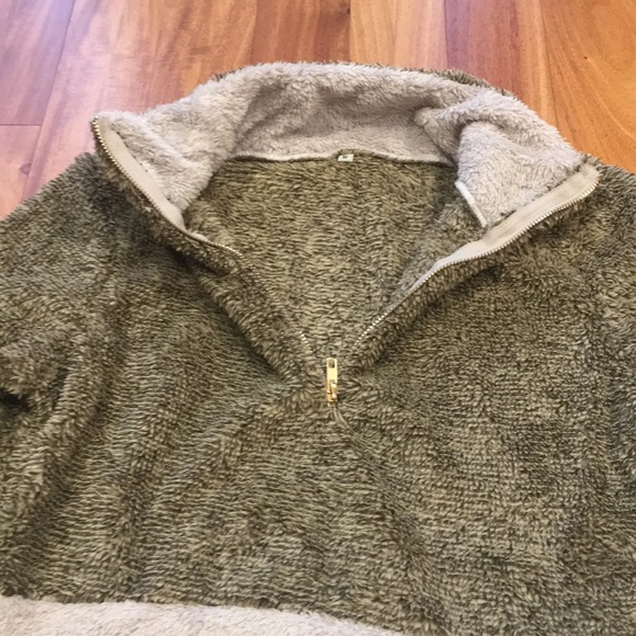 Soft Fleece Fuzzy Pullover sweater green/gray - Picture 4 of 5
